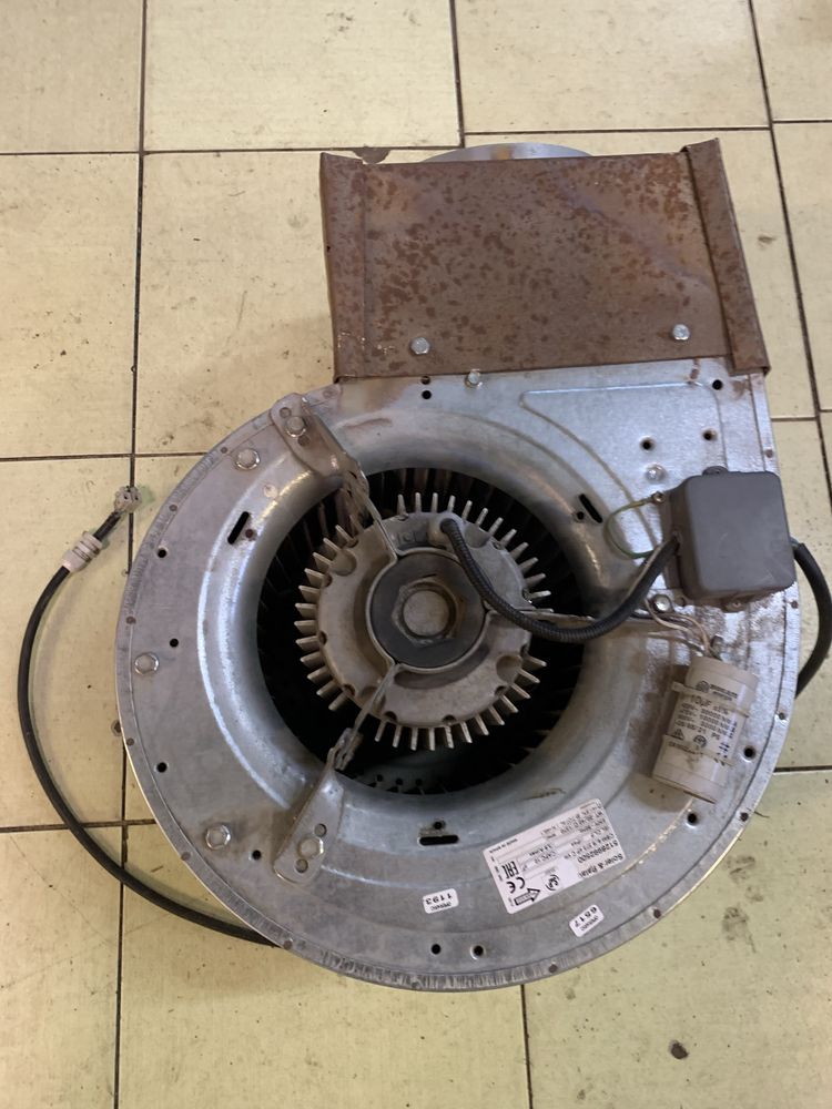 Wyciag lakierni przemysłowy lakierniczy do ściana turbina wentylacyjna