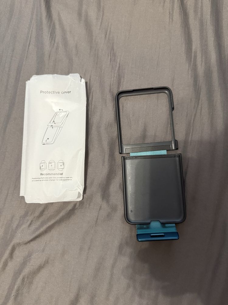 Motorola Raze 40 Ultra oryginalny case