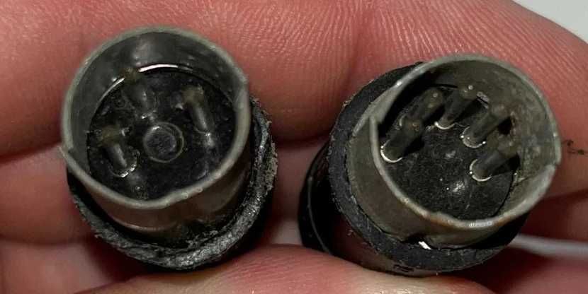 Спліттери, роз'єми (штекери та гнізда) тьохпозиційний перемикач, ручкі