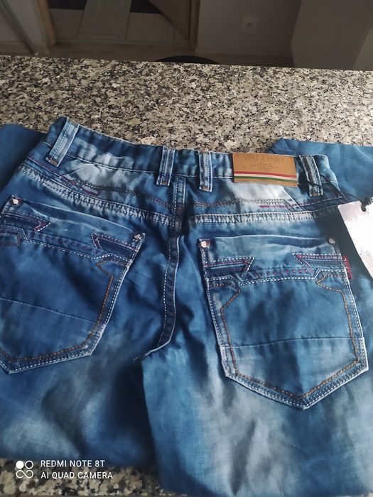 Nowe jeansy damskie rozm. 26