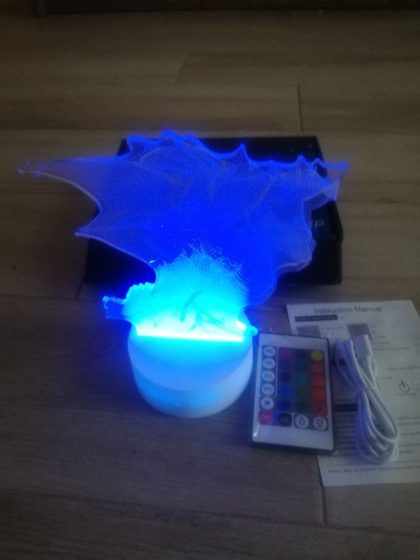 Lampka LED Dragon 3D 16 kolorów z pilotem.