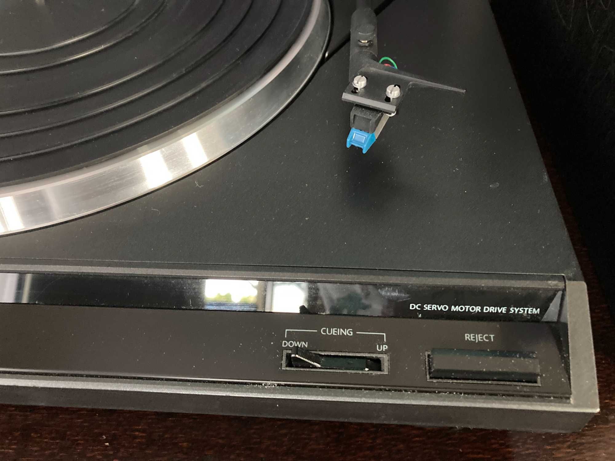 Gramofon ONKYO CP 1116a stylowy półautomat integra