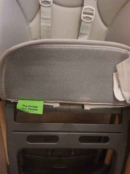 Стільчик для годування італійської фірми Peg Perego