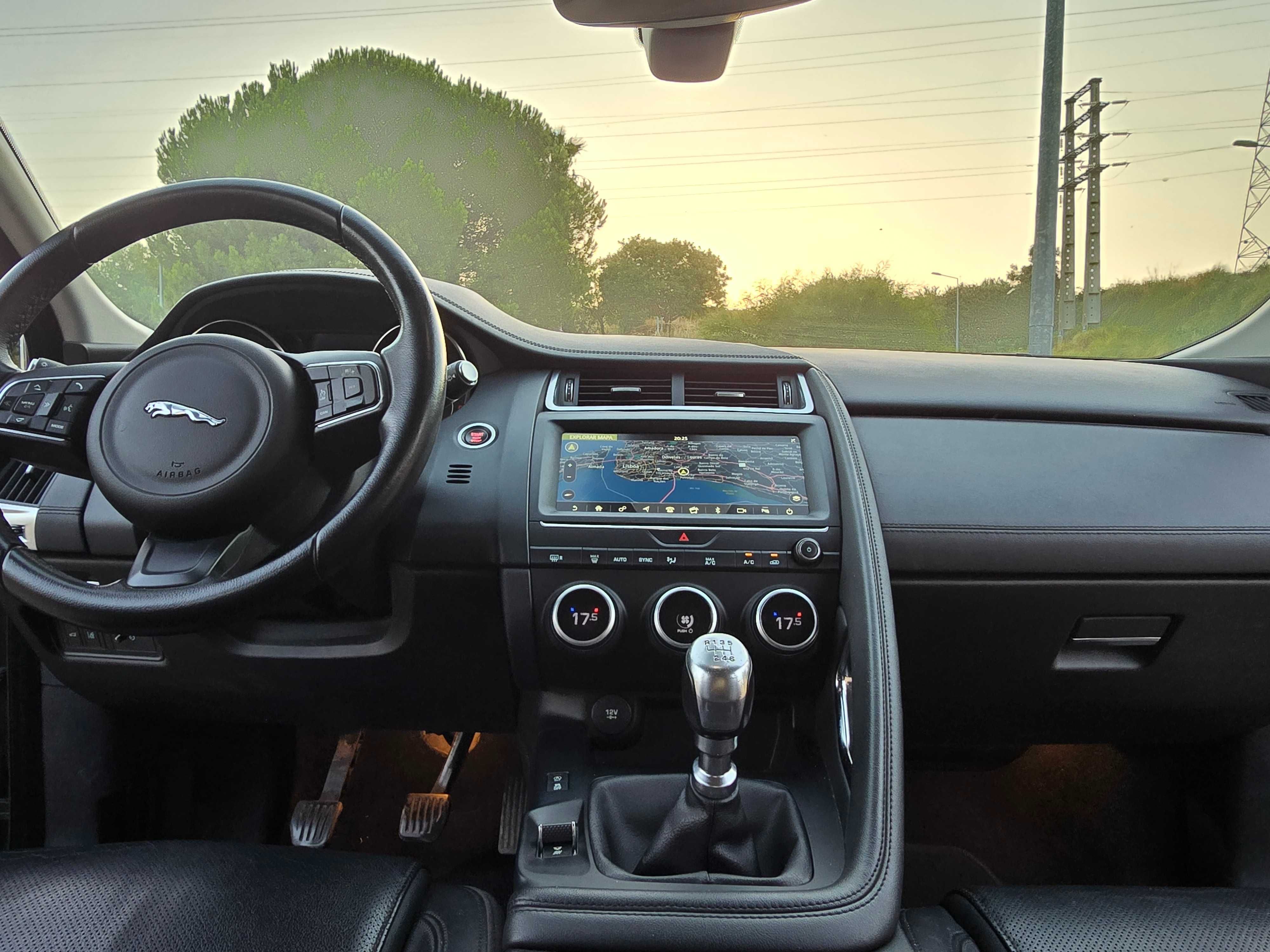 Jaguar E-PACE i4D S - Nacional sempre assistido na Jaguar c/98mil km