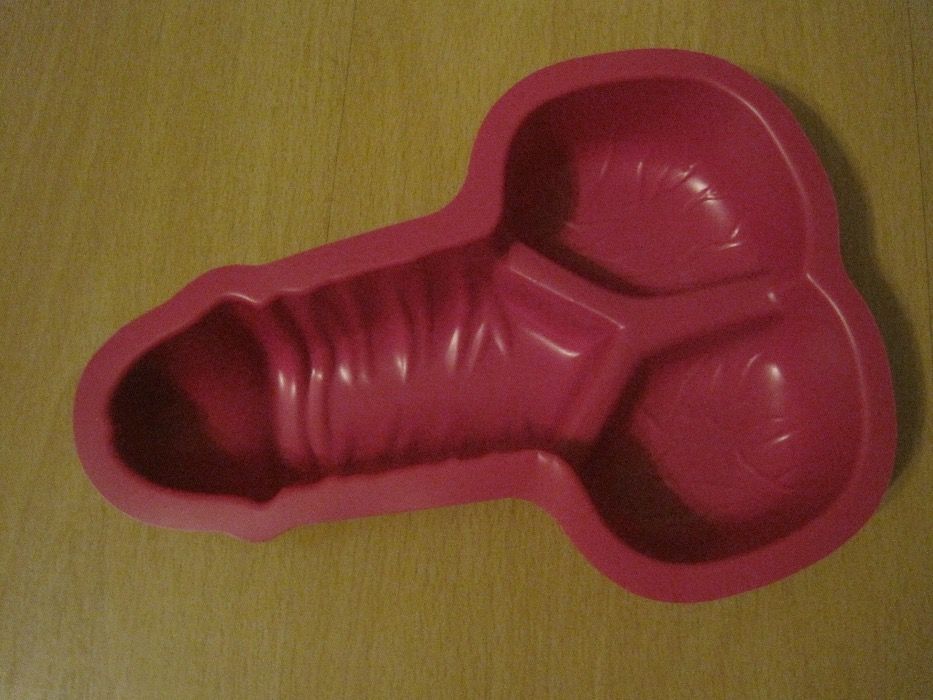 Na wieczor panienski -nowe rzeczy:welon na grzebyku rozowy,formy do lo