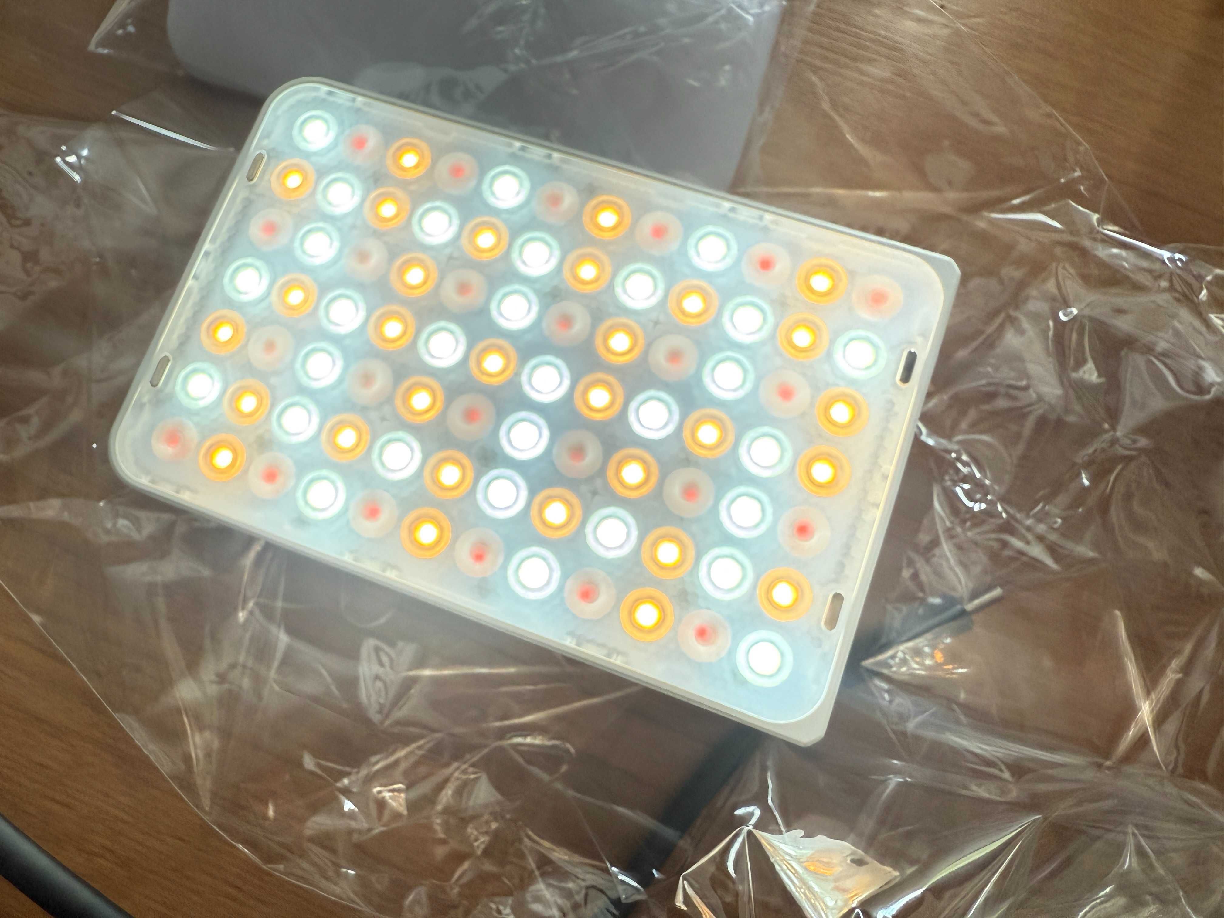 amaran Ace 25c LED Mini On-camera Light
