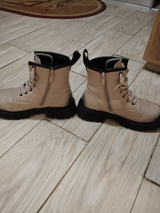 Осінні черевички 35 р см 22.5см