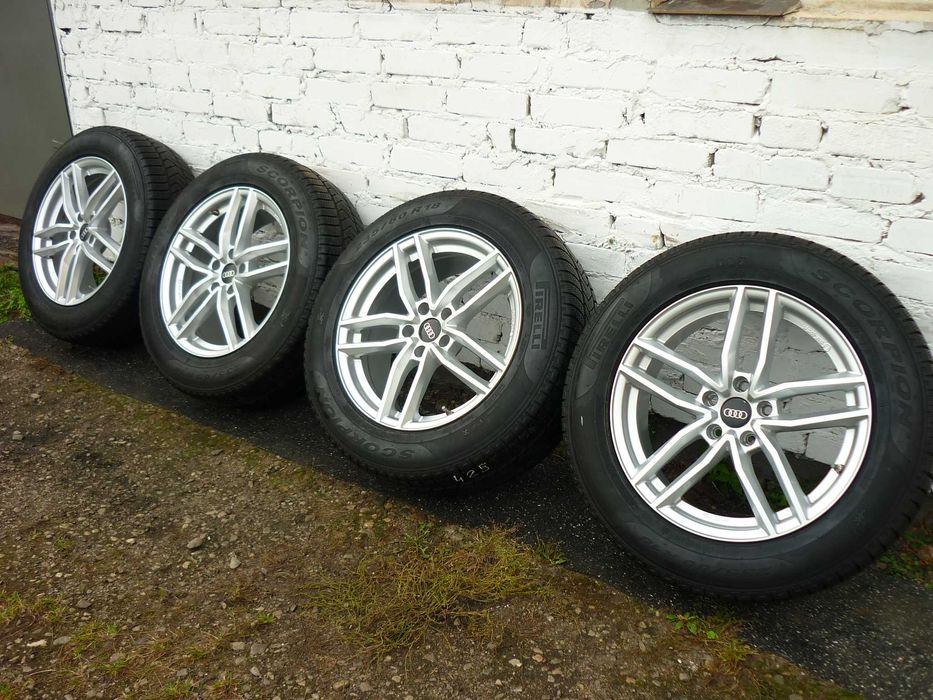 [425] AUDI Q5  8x18 et39 + 235/60/18 PIRELLI winter 5x112