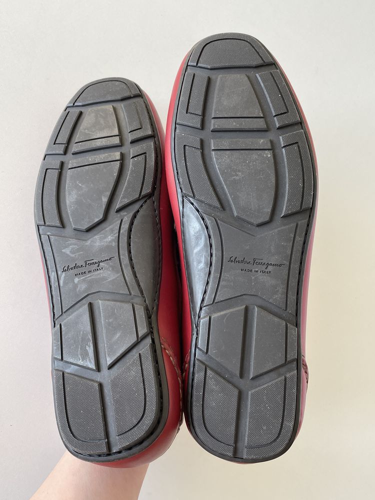 Salvatore Ferragamo шкіряні лофери р. 43 оригінал