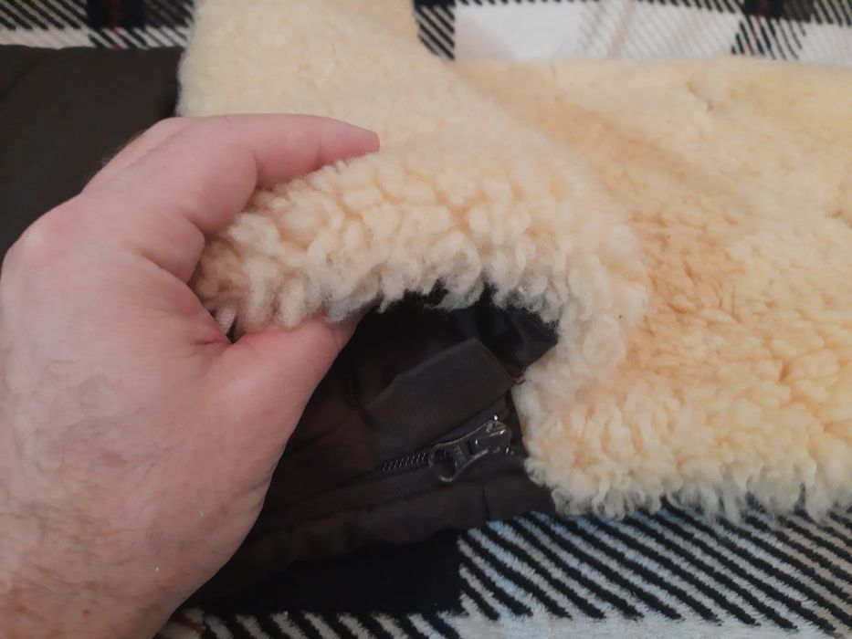 Теплый конверт на овчине Eisbarchen,почти новый Германия