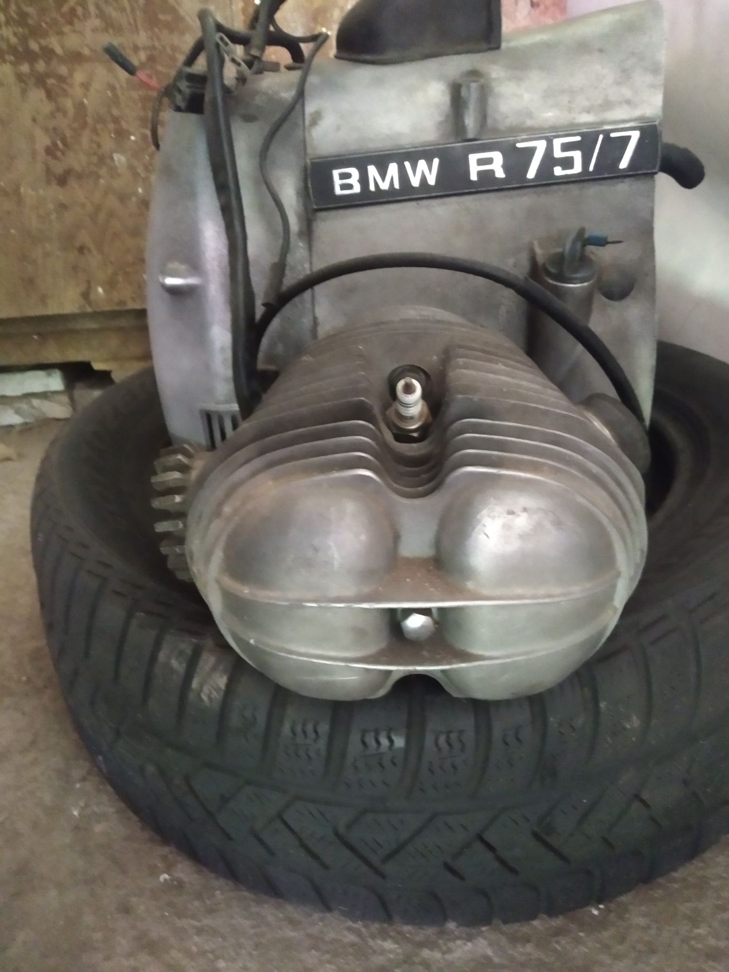 Silnik BMW R75, Dniepr, K-750 Ural, M-72