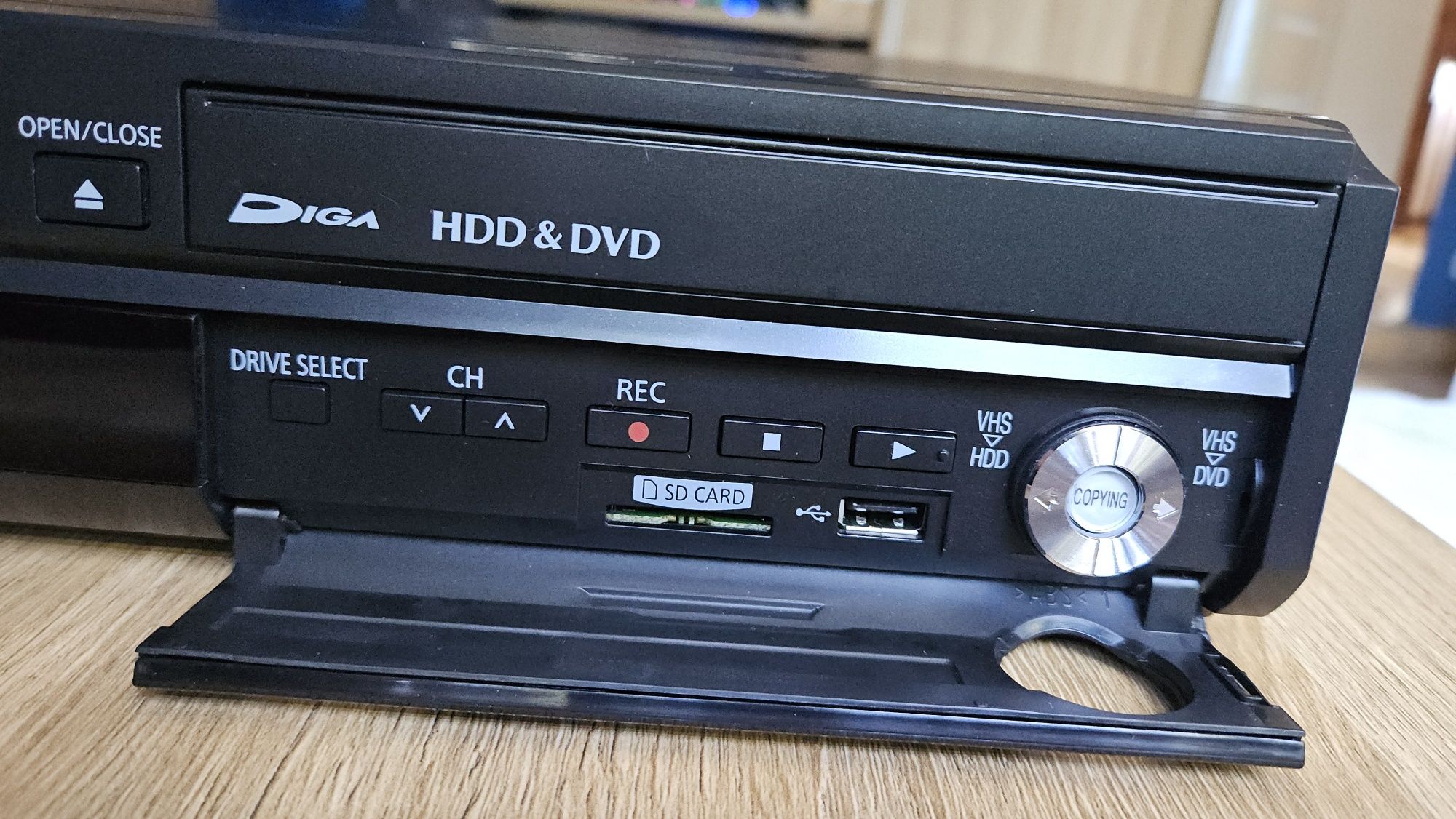 Panasonic DMR-EX99V magnetowid VHS DVD HDMI