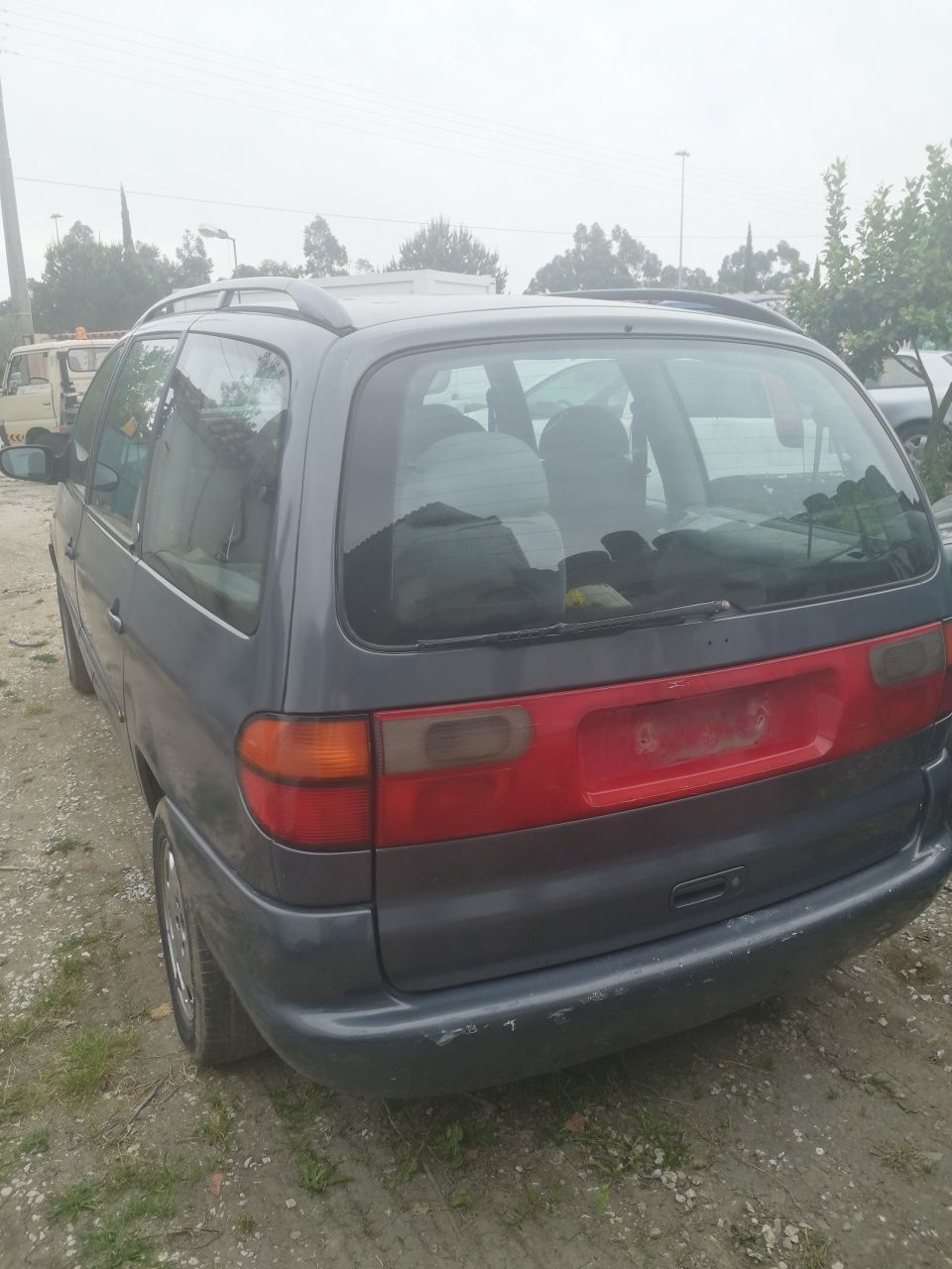 Ford Galaxy 1.9 TDi 90cv turbo diesel 7 Lugares para peças