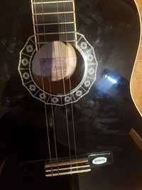 Gitara Valencia czarna plus pokrowiec z 1972roku.