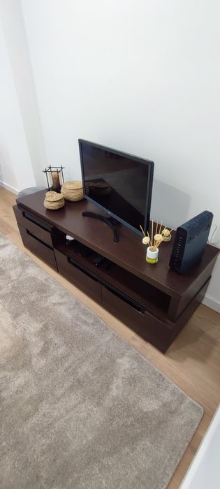 Móvel para TV em wengue