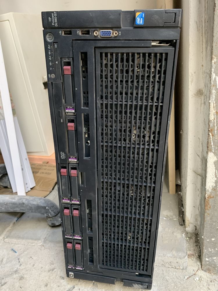 Cepвep HP ProLiant DL580 G7