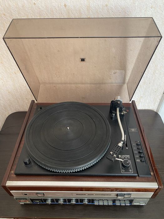 Проигрыватель пластинок Вега-106 стерео