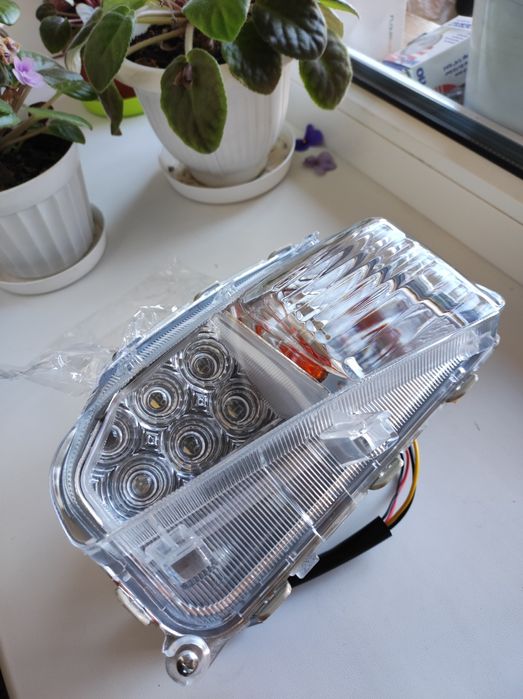 Toyota Prius Блок фара ходовые огни + поворот Приус 30 led