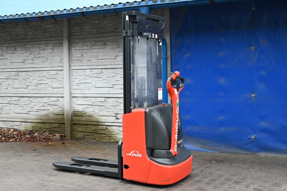 Paleciak elektryczny Linde L10 Triplex 440cm 2019rok 650mth FHP 334