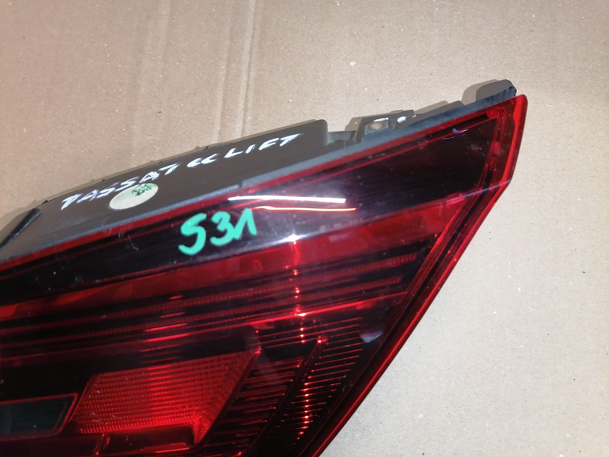 VW Passat CC lift Lampa led tylna prawa w klape