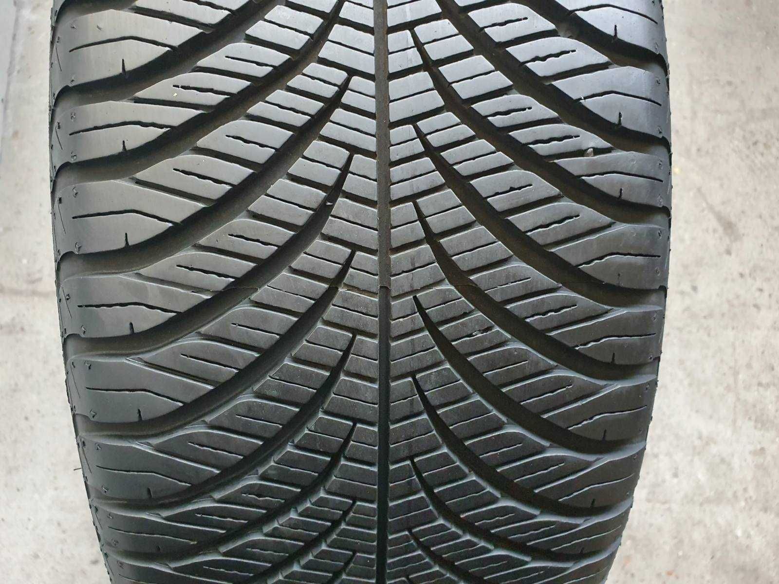 2x Goodyear Vector 4Seasons Gen 2  235/50r18   8mm