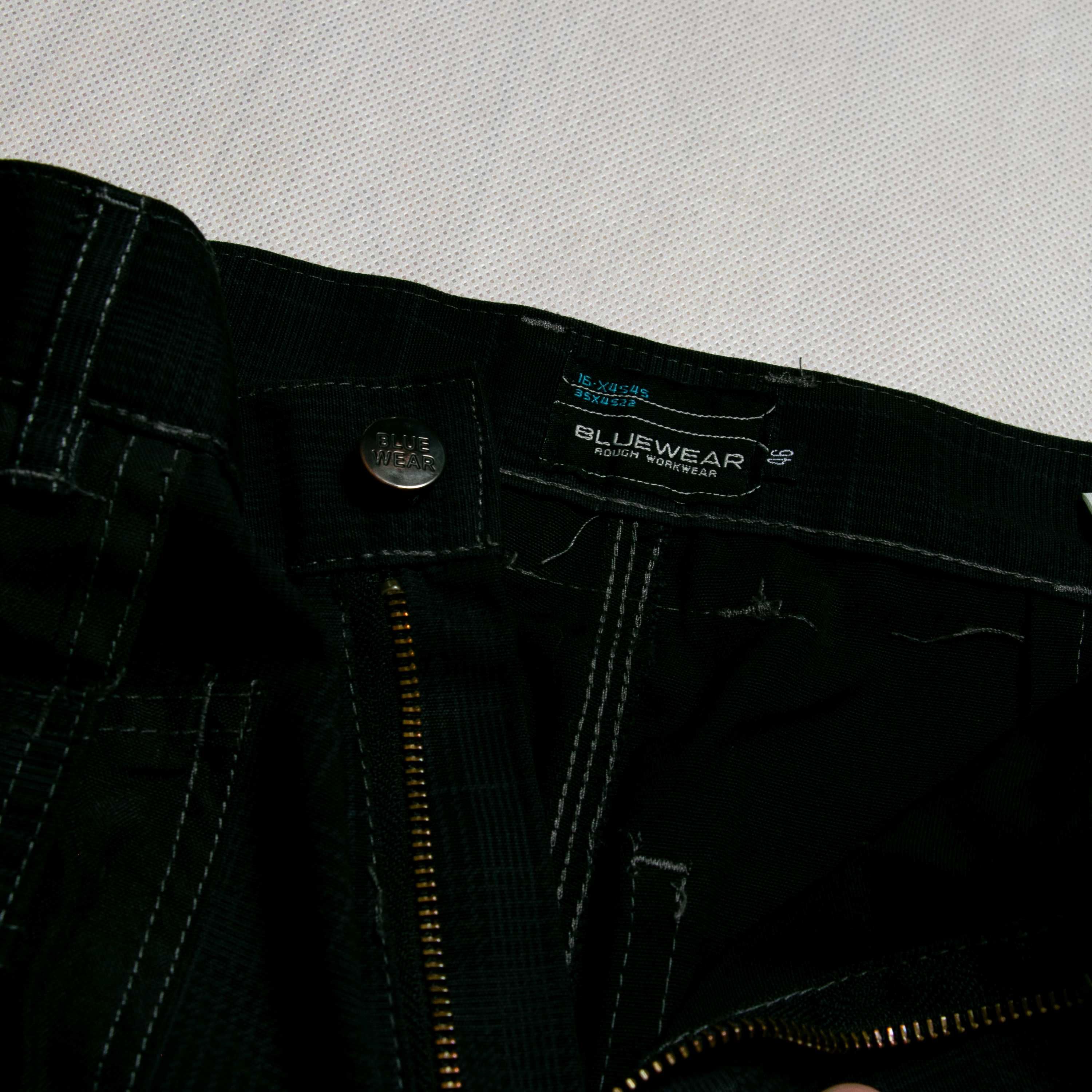 Shorty robocze BlueWear 46eu/30us/S nowe bez metki
