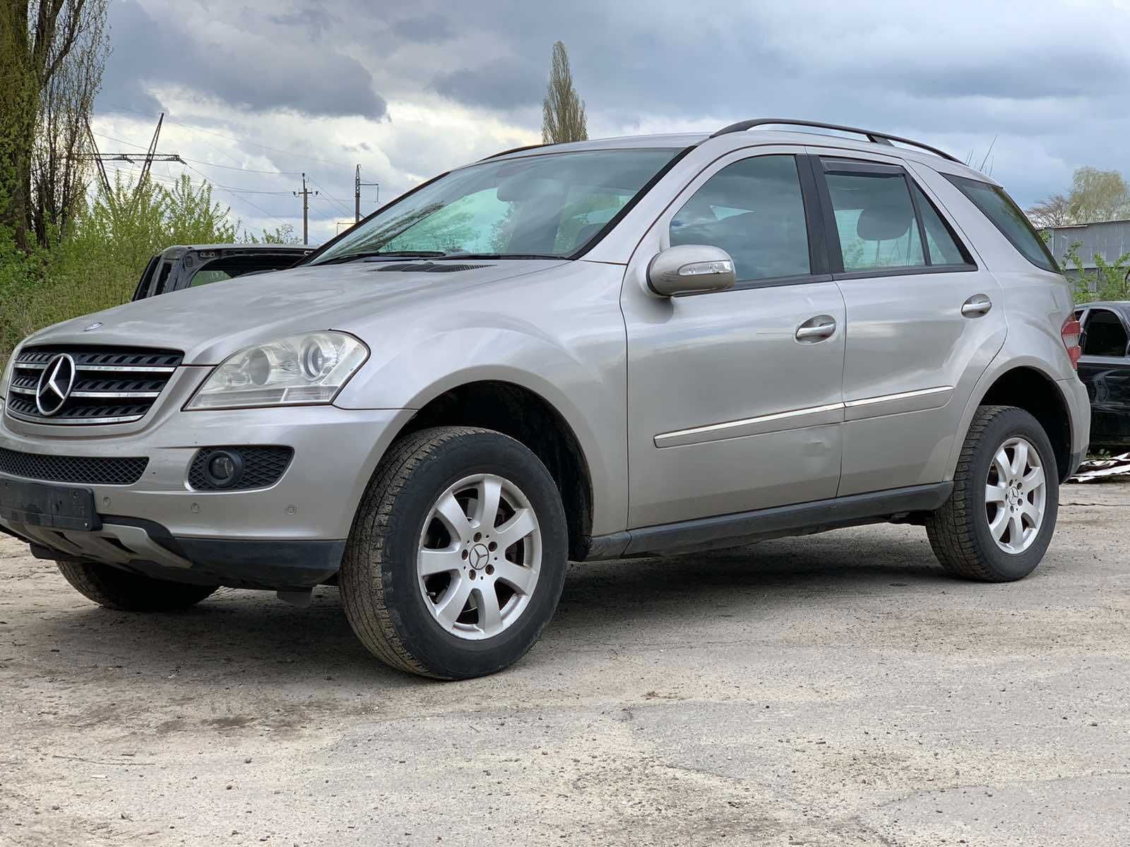 Разборка Mercedes ML W164 Розборка GL X164 Шрот Фара Детали Запчасти