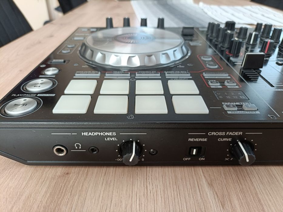 Konsola DJ Pioneer DDJ SR bardzo dobry stan