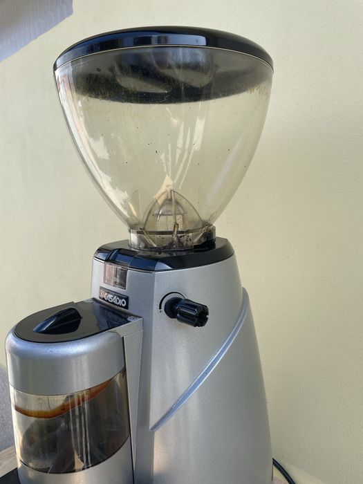 Moínho de café automático Casadio THEO 64 AUT