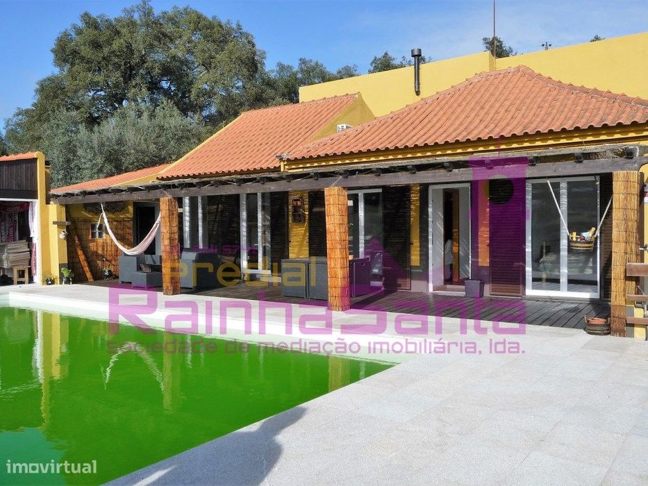 Moradia M4 mobilada e equipada - Piscina - Cartaxo - Santarém - 60 ...