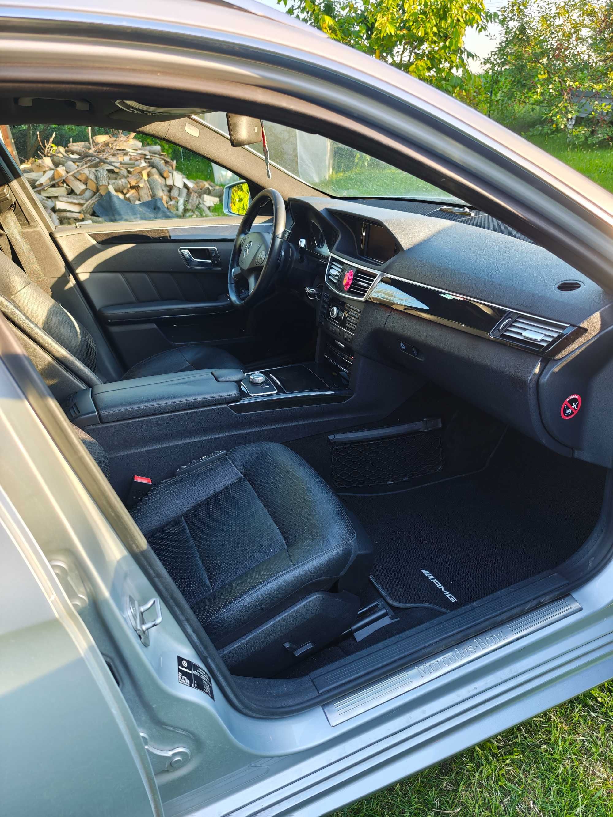 Mercedes Klasa E 350 T CDI DPF BlueEFFICIENCY 7G-TRONIC Avantgarde AMG