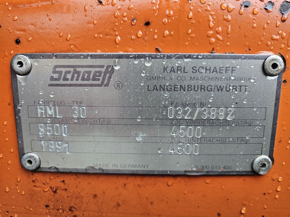 Koparka kołowa SCHAEFF 8.5T 4x4 4-łyżki