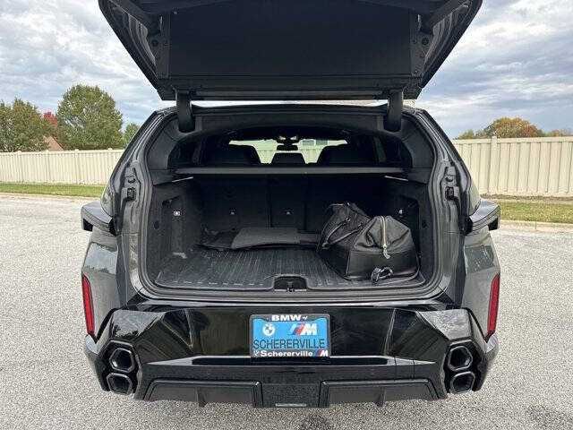 2024    BMW    XM
