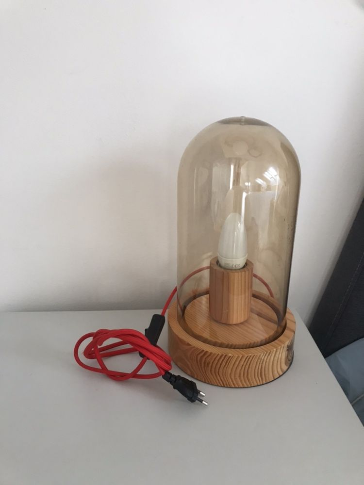 Industrialna lampa z  kloszem