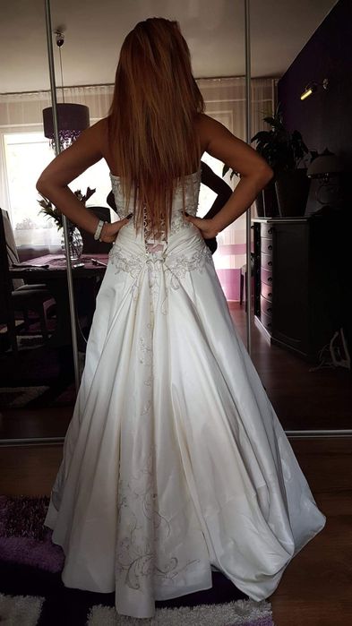 Suknia ślubna suknie ślubne