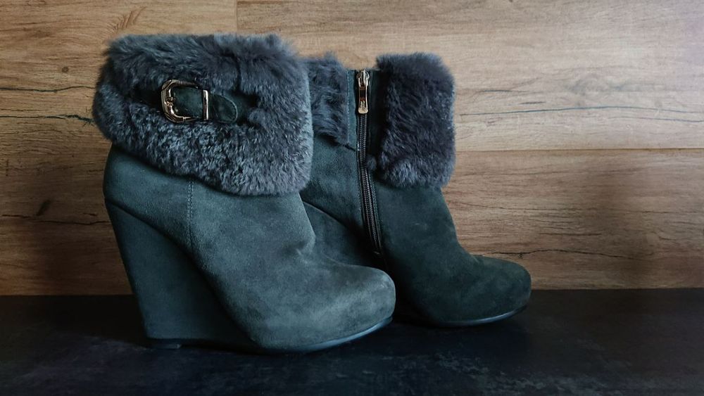 Жіночі черевики, натуральна замша/хутро39р