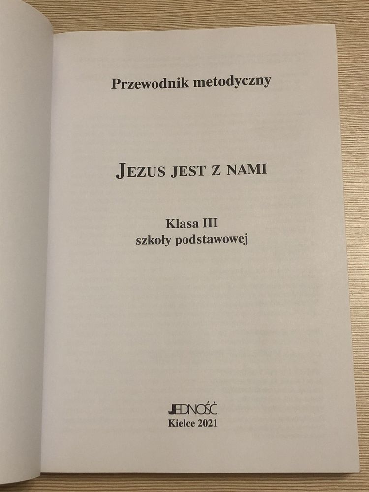 Jezus jest z nami, klasa 3 szkoły podstawowej Przewodnik metodyczny