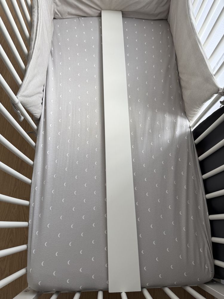 Łóżeczko dziecięce 120x60 Ikea bardzo dobry stan z materacem