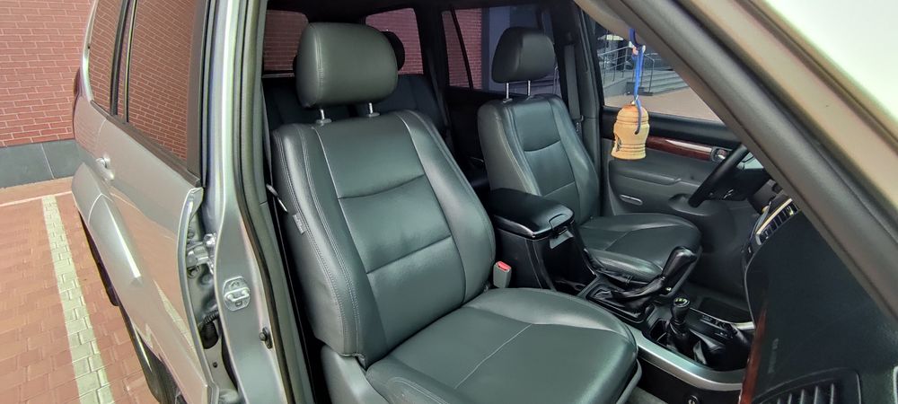Toyota Prado официальный