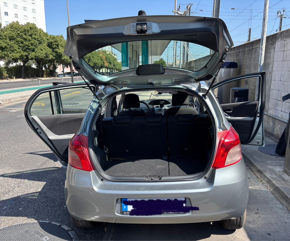 Vendo Toyota Yaris 1.0 VVT-I gasolina
