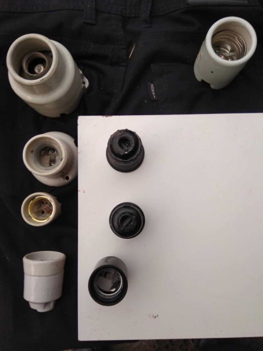 лампи розжарюв 220 в - (60 -100 -300- 500 )  , 12-36 в-40-60Вт .Патрон