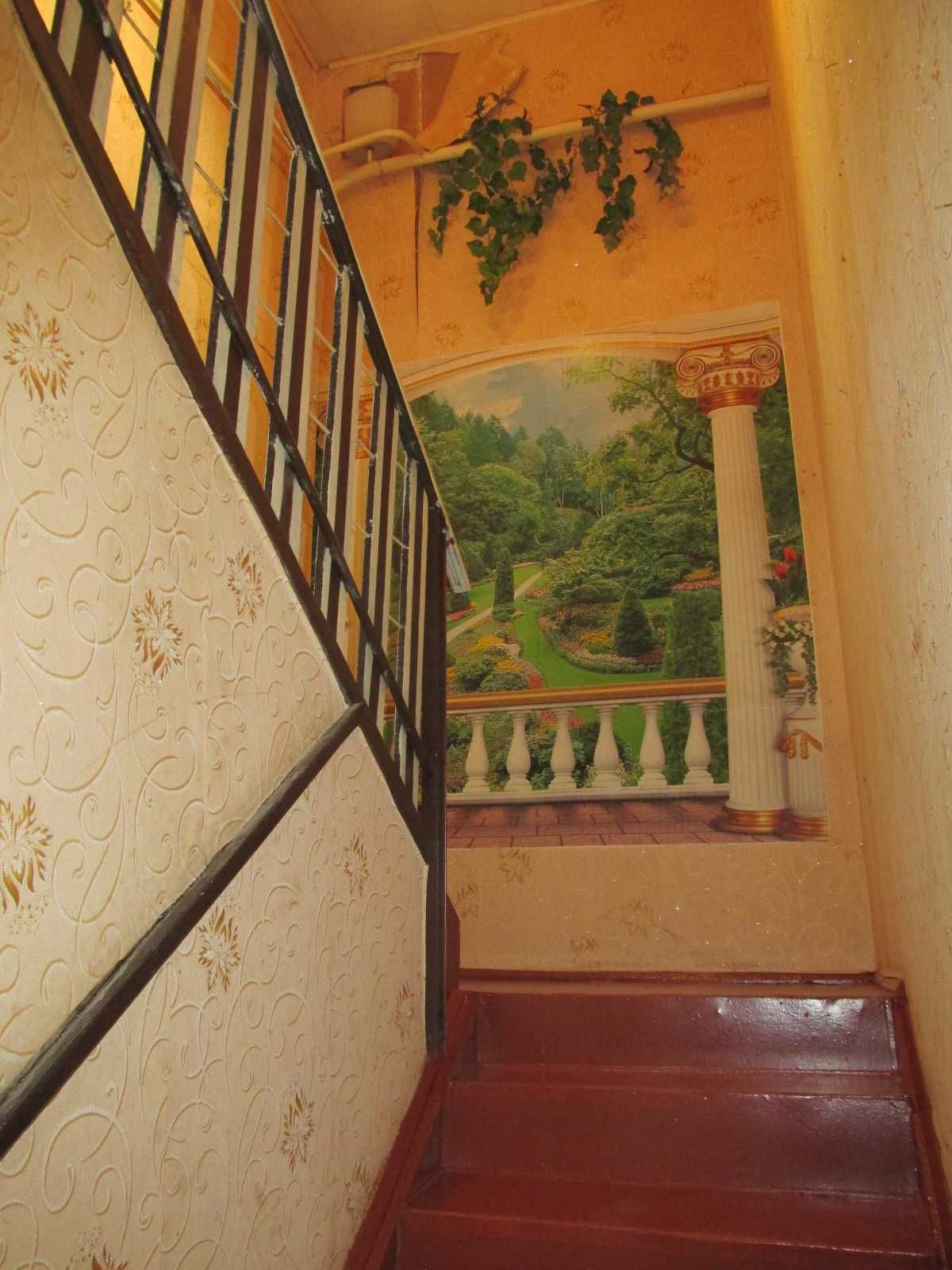 Продам двоповерховий  будинок  заг. площ. 140 кв. м по вул. Береговій