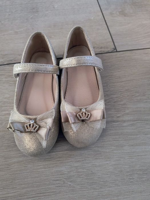 Buty dla dziewczynki 26