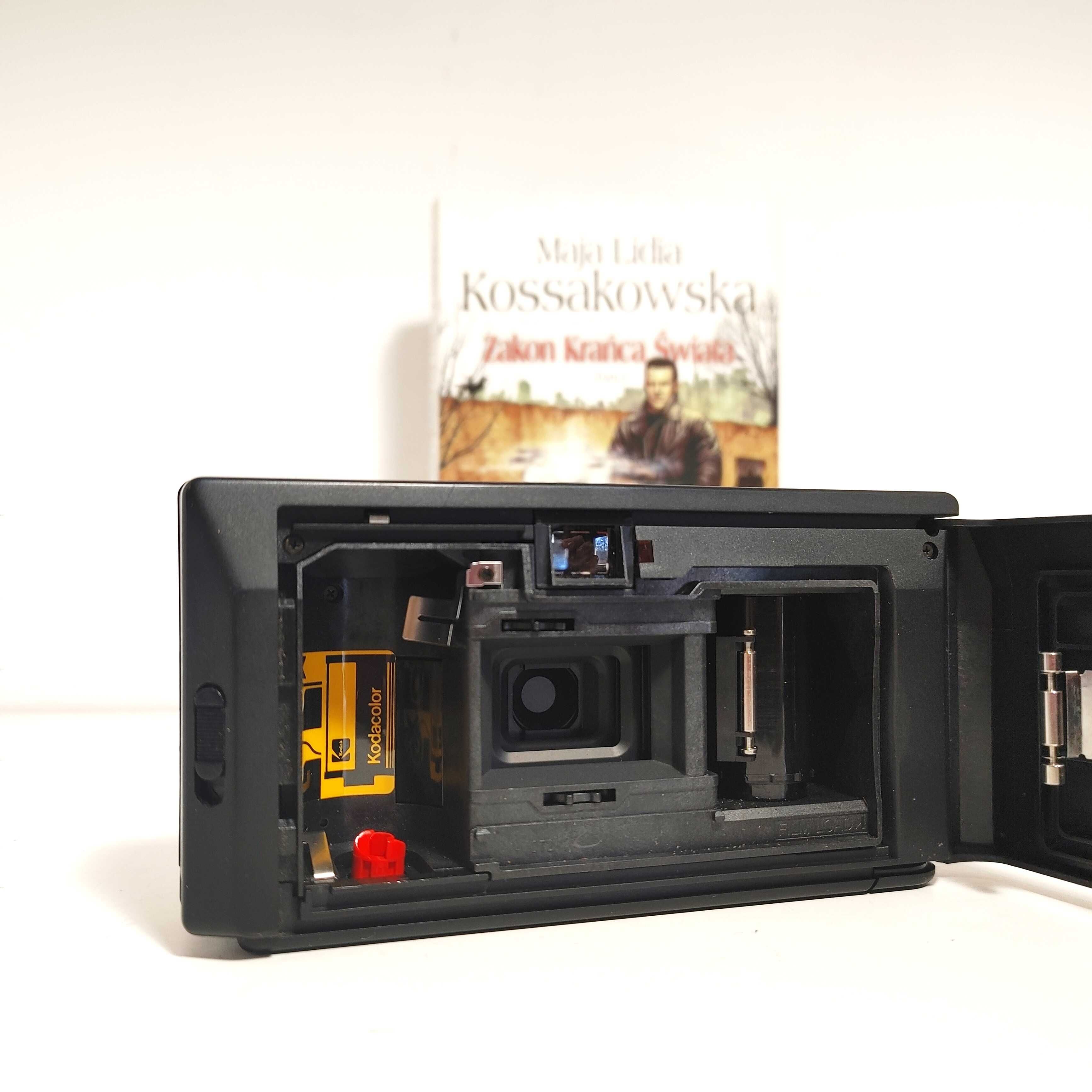 Vintage Kodak S300 MD Kompaktowy aparat analogowy z lat 80 tych XX w