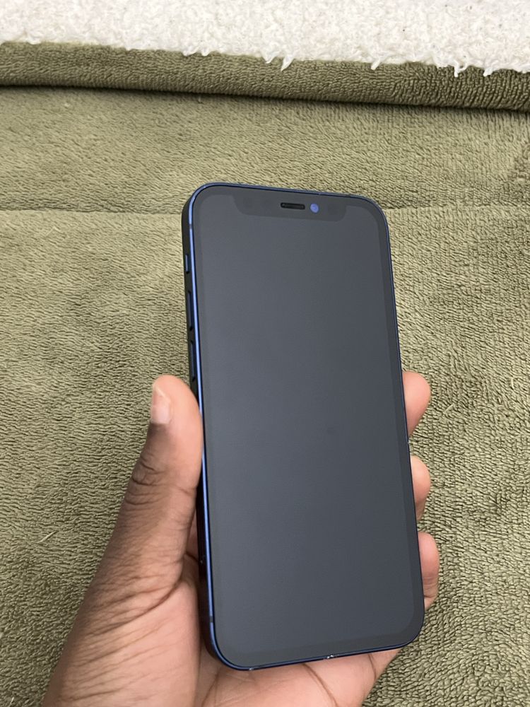 Iphone 12 mini azul marinho com capas