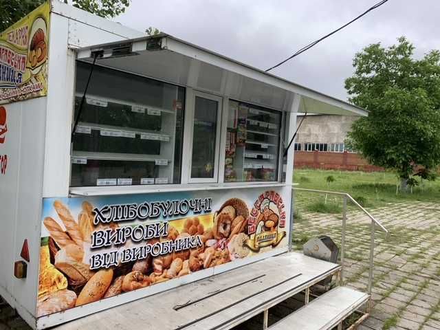 Легковий торговий причіп з торговим місцем(за бажанням)