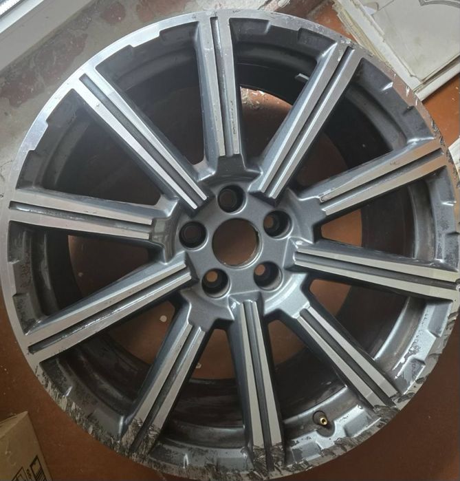 Диск Audi Q7 r20 оригінал