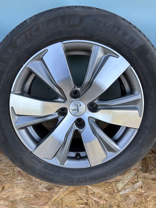 Диски легкосплавні 4*108 R16 Peugeot 2008 / Partner / 208 / Citroen C3