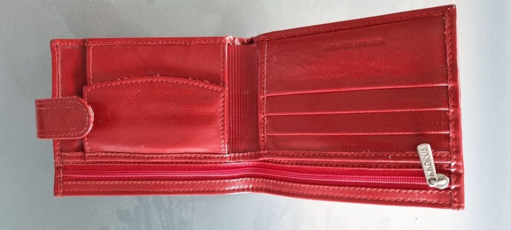 Portfel damski czarny , czerwony dwa w cenie jednego!