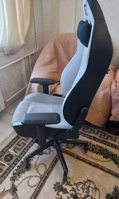 Крісло геймерськє GT Racer X-8009 Fabric Light Gray